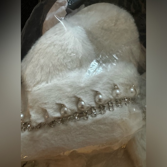 New White Bridal Slippers - Picture 3 of 4